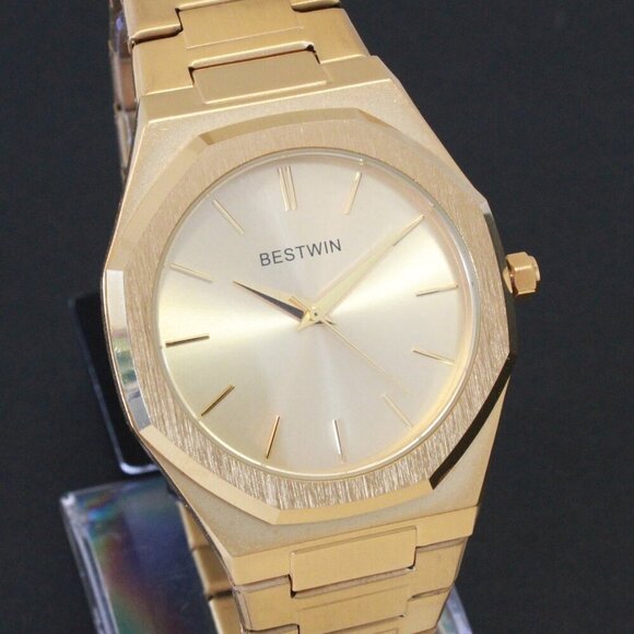 Other - Men's Sports Watch Integrated Bracelet Gold Tone Quartz 41.5mm
